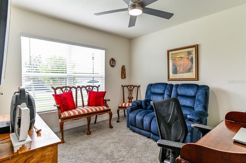 1911 Blue Stream Street - Photo 3