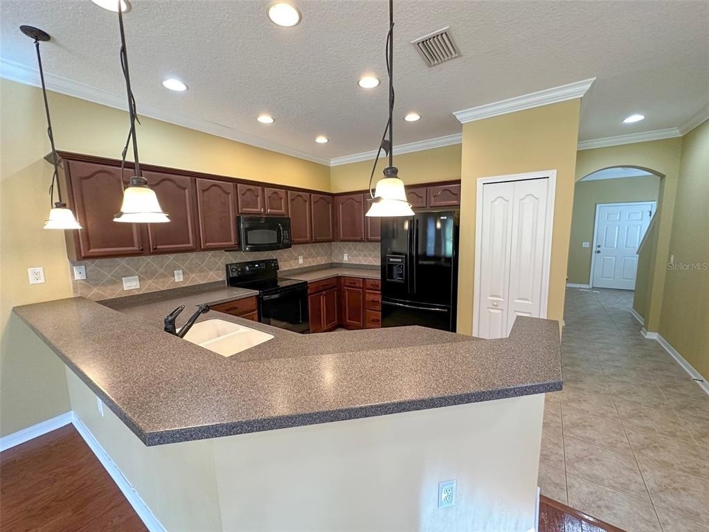 11801 Castine Street - Photo 4