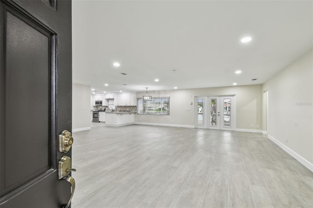 3938 Versailles Drive - Photo 8