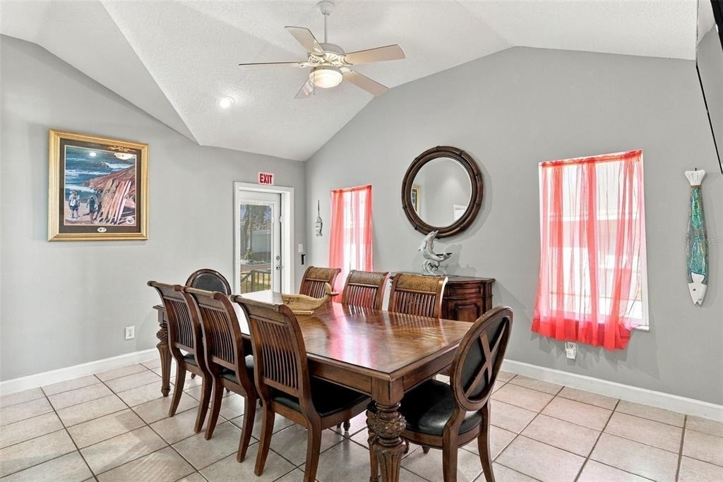 314 10th Avenue - Photo 9