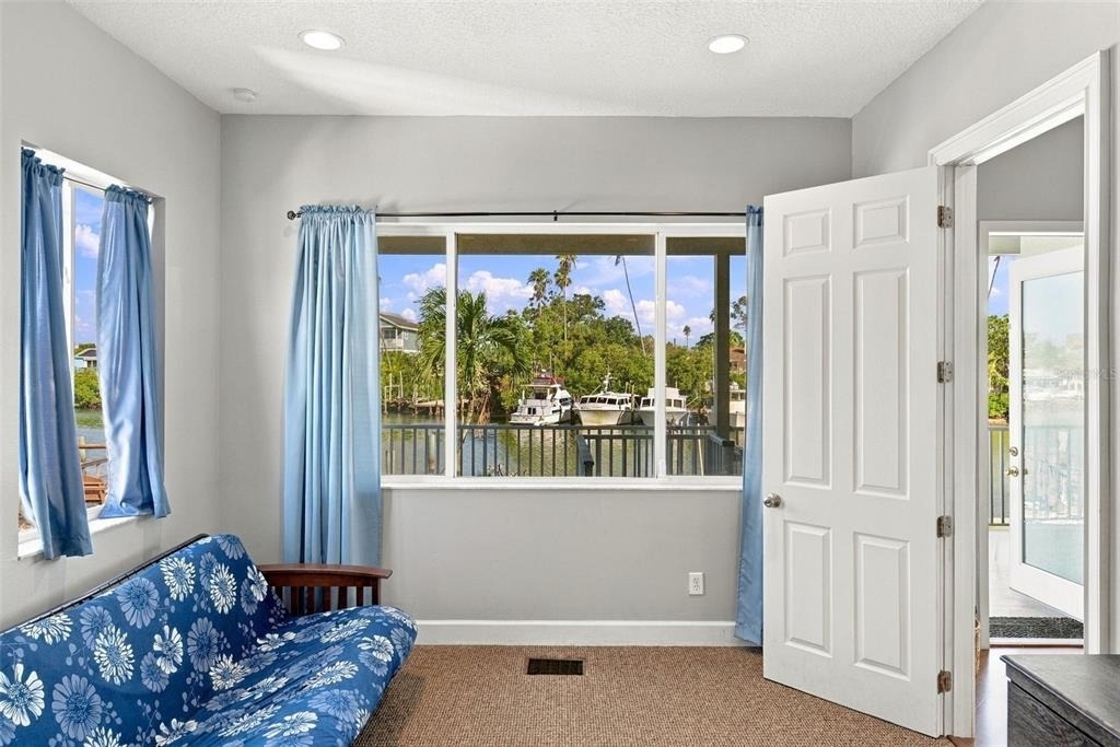 314 10th Avenue - Photo 22
