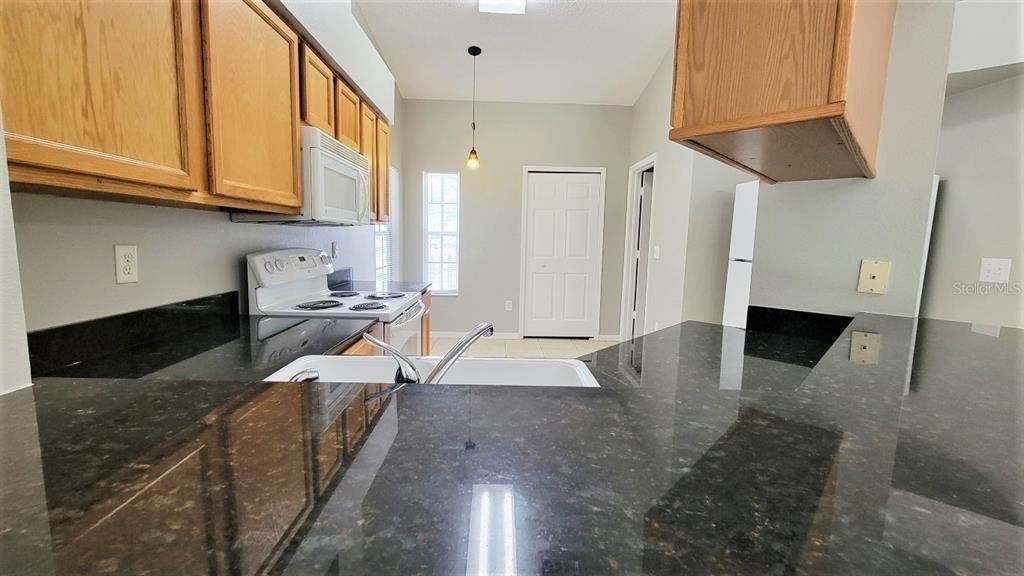 30911 Midtown Court - Photo 5