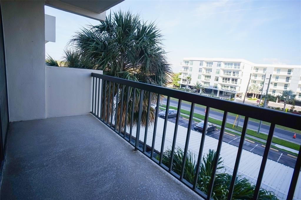 400 Island Way - Photo 3