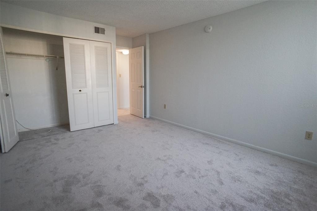 400 Island Way - Photo 17