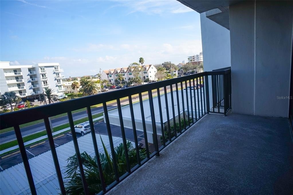 400 Island Way - Photo 14