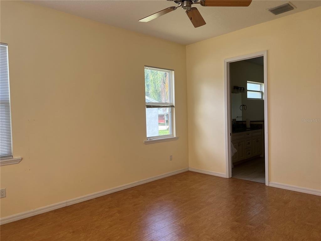 635 Kenneth Way - Photo 15