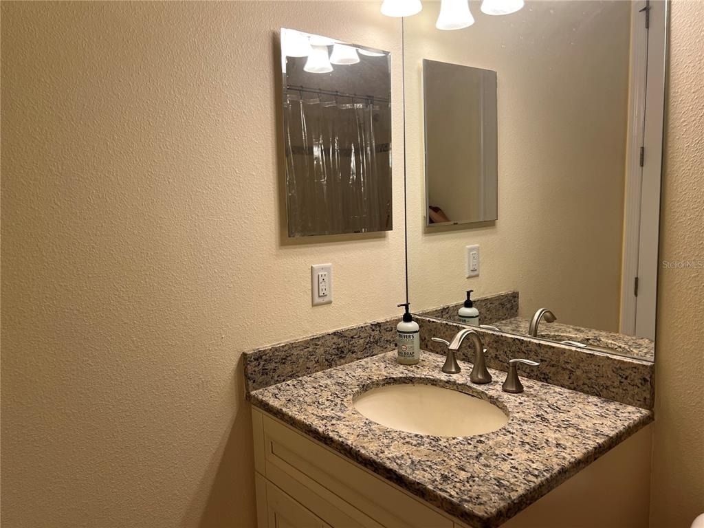 635 Kenneth Way - Photo 31