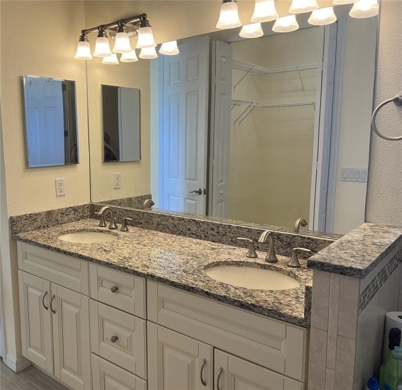 635 Kenneth Way - Photo 18