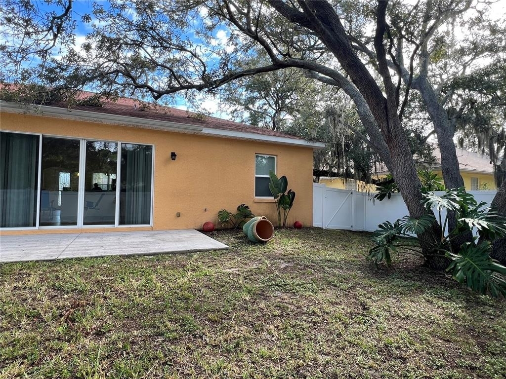 635 Kenneth Way - Photo 41