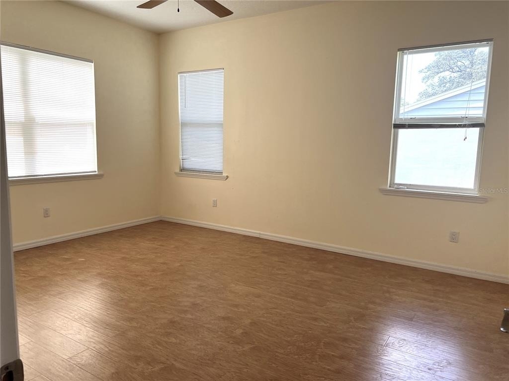 635 Kenneth Way - Photo 14