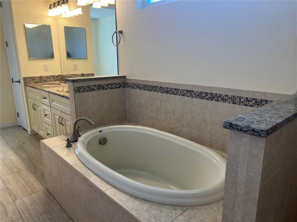 635 Kenneth Way - Photo 20