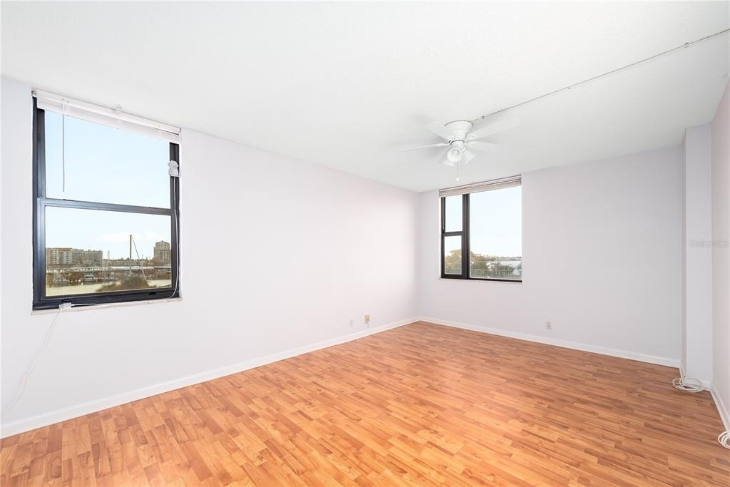 255 Dolphin Point - Photo 29