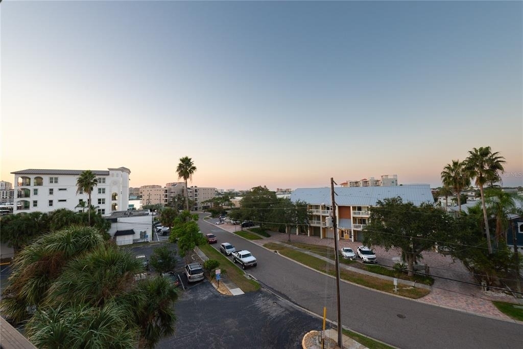 255 Dolphin Point - Photo 22