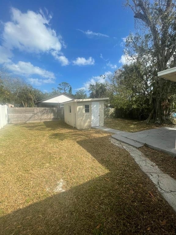 543 Tomoka Road - Photo 9