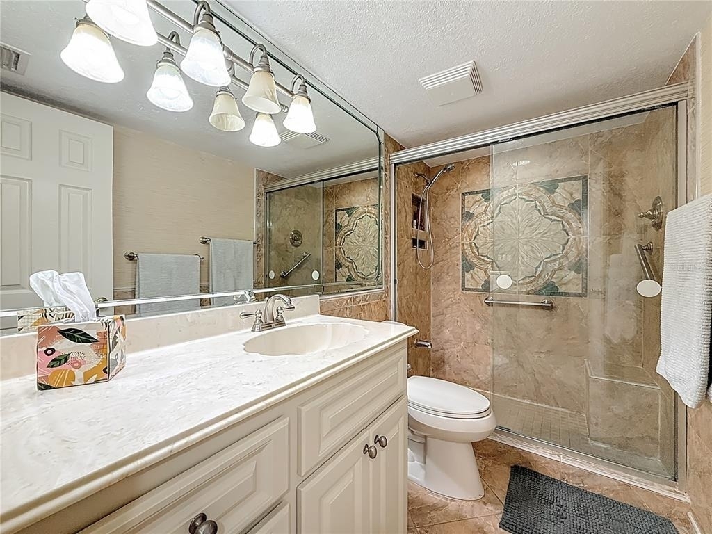 400 64th Avenue - Photo 20