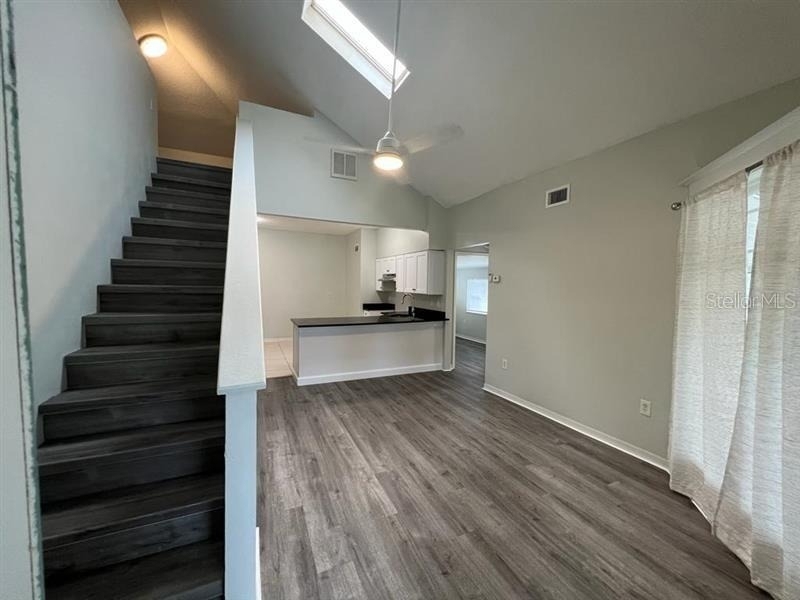 228 N Beaumont Avenue - Photo 1