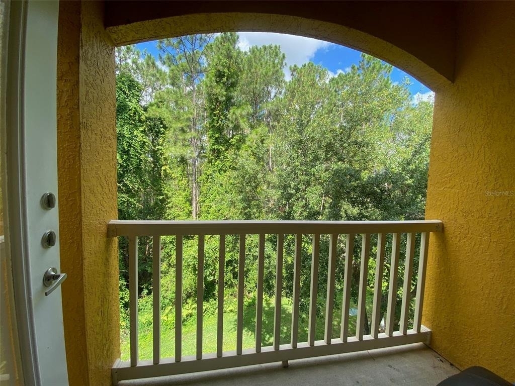 8818 Villa View Circle - Photo 11