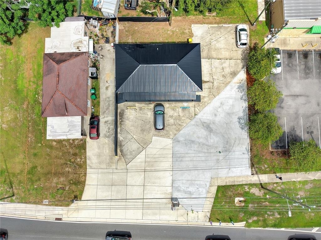 608 Dundee Road - Photo 2