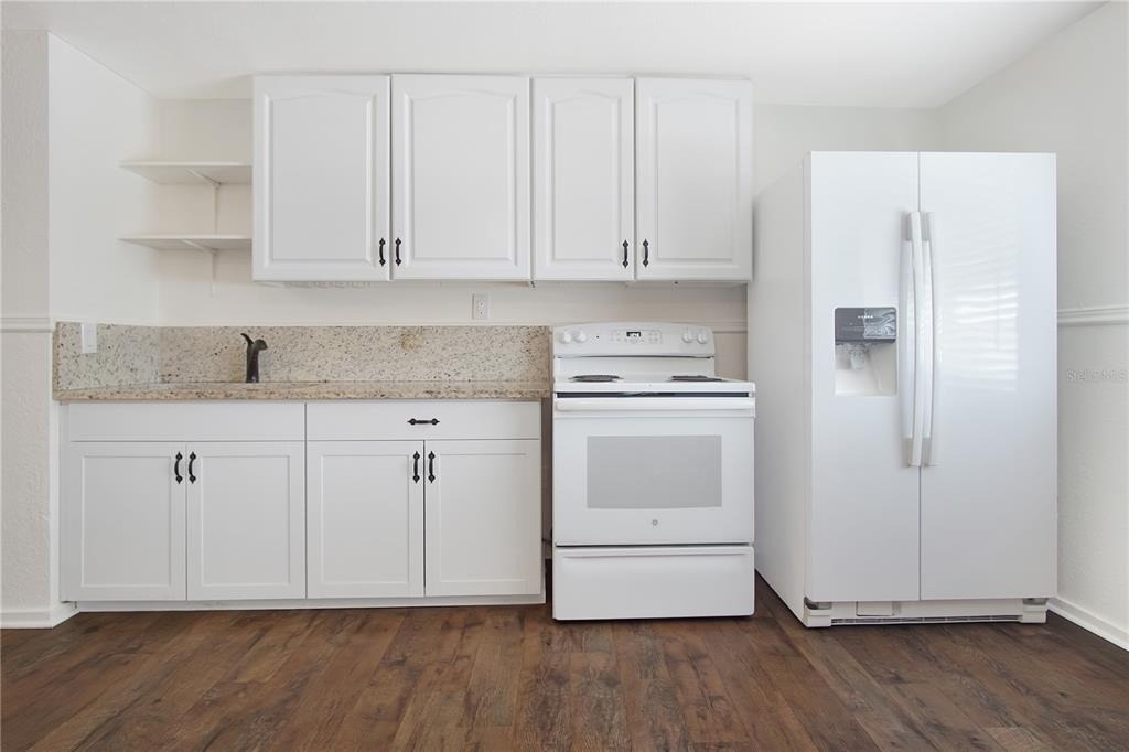 608 Dundee Road - Photo 9