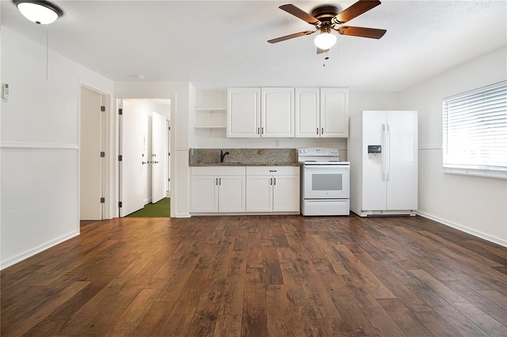 608 Dundee Road - Photo 10