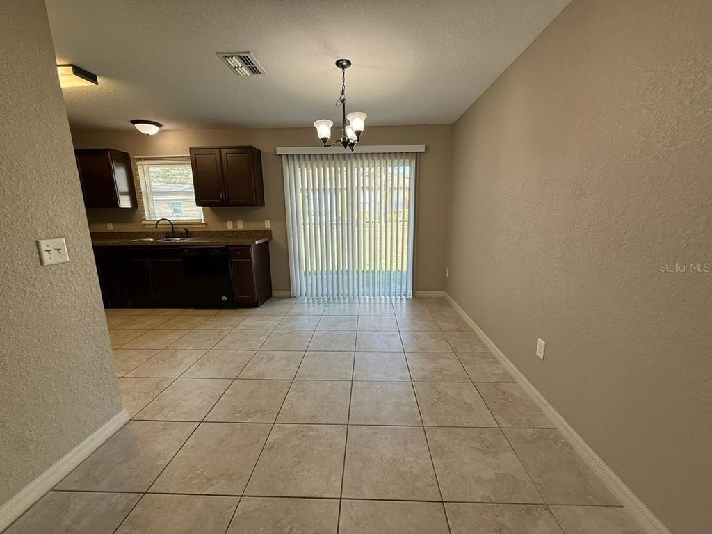 5663 Nw 57th Street - Photo 4