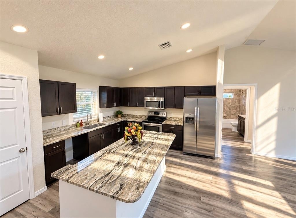 5181 Se 135th Place - Photo 2