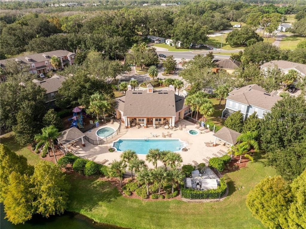 2433 Caravelle Circle - Photo 46
