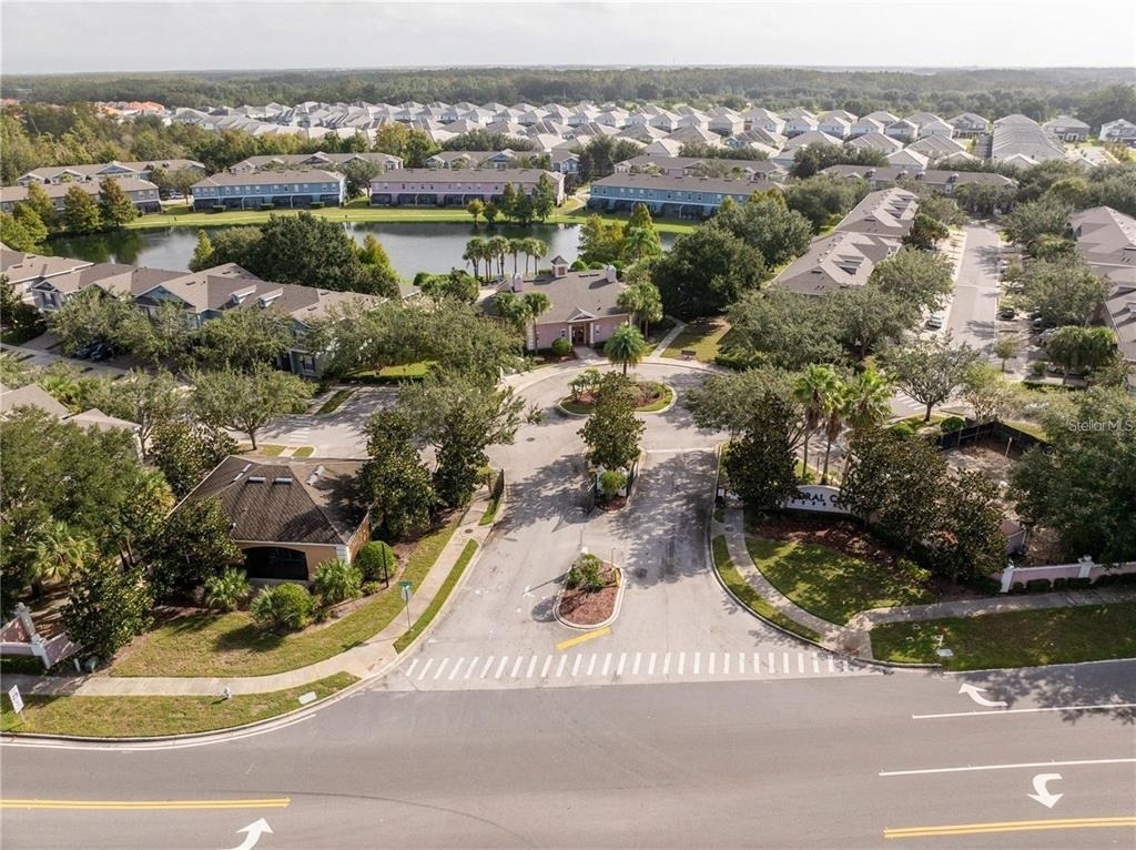 2433 Caravelle Circle - Photo 48