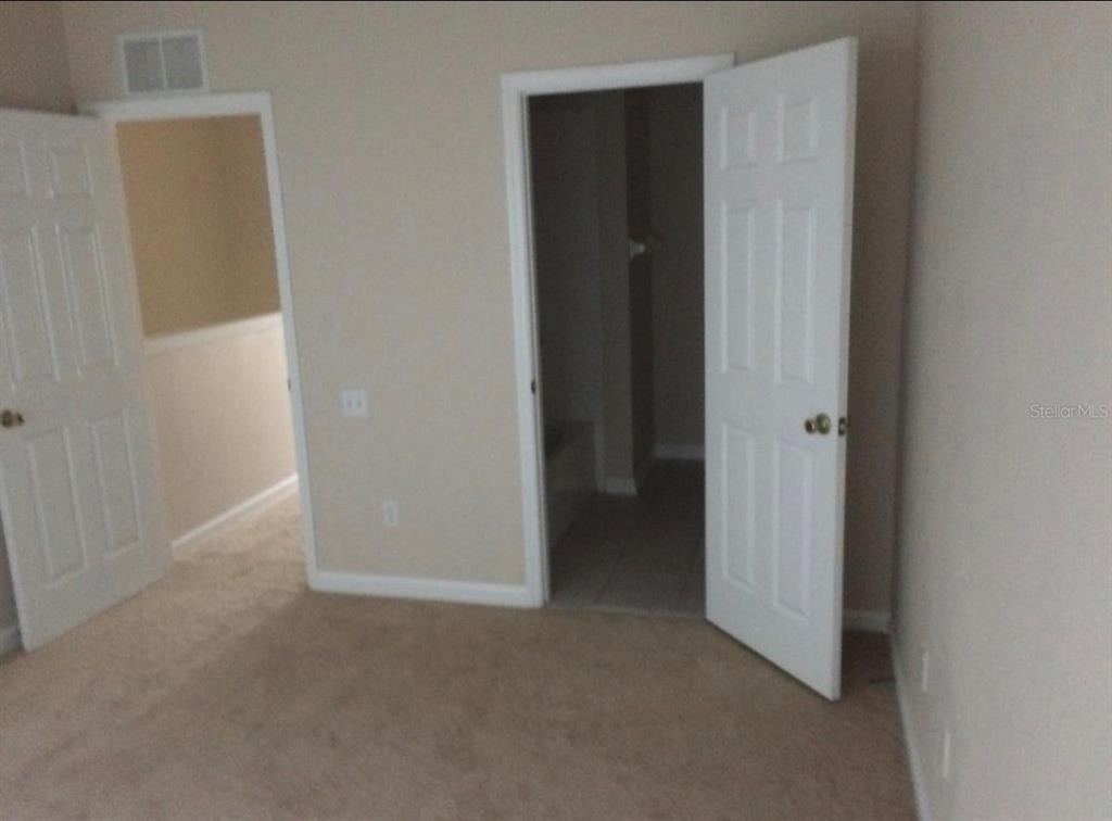 822 Shropshire Loop - Photo 5