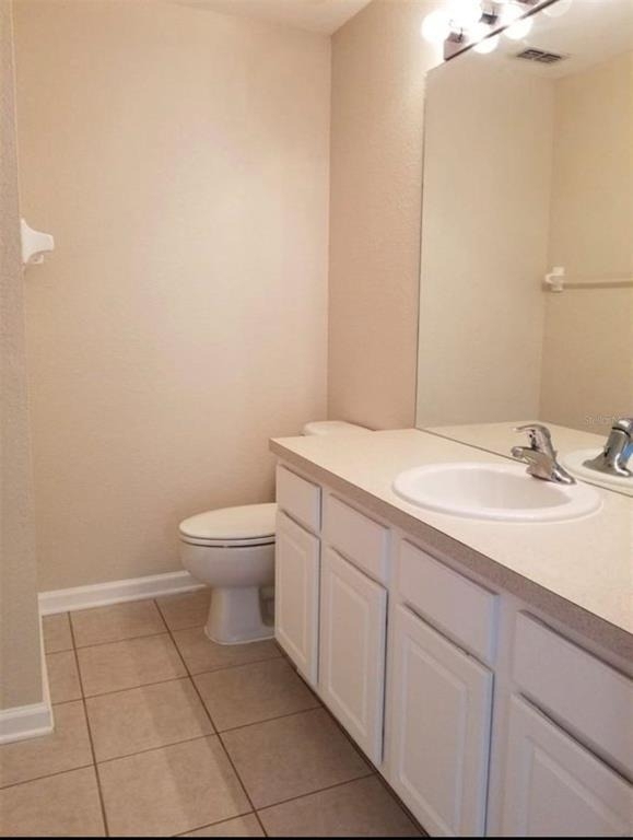 822 Shropshire Loop - Photo 1