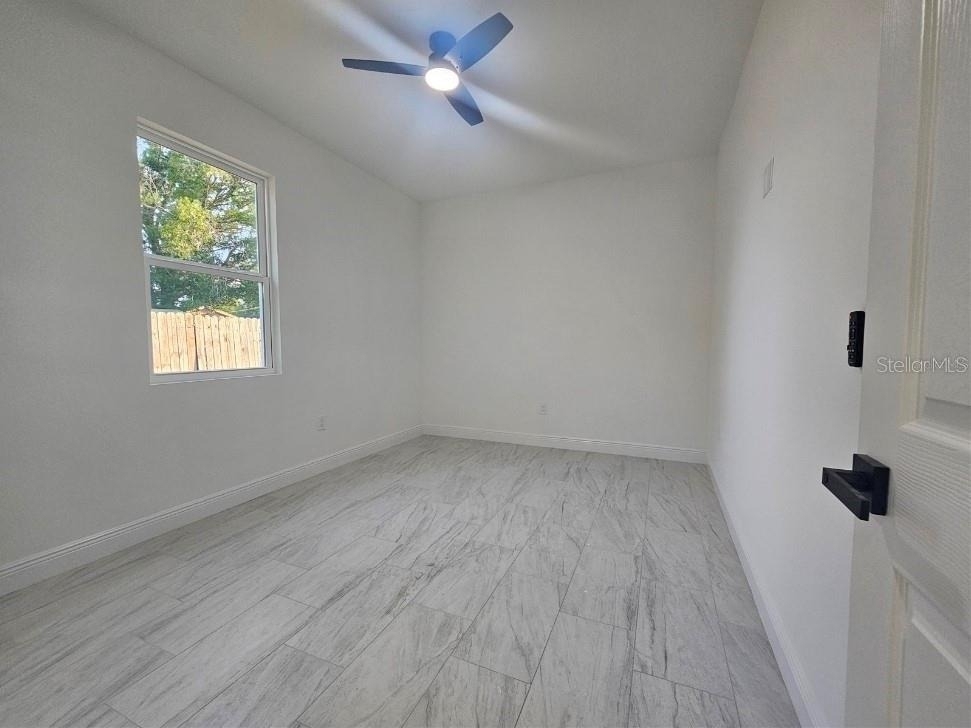 2068 Dixie Ave - Photo 13