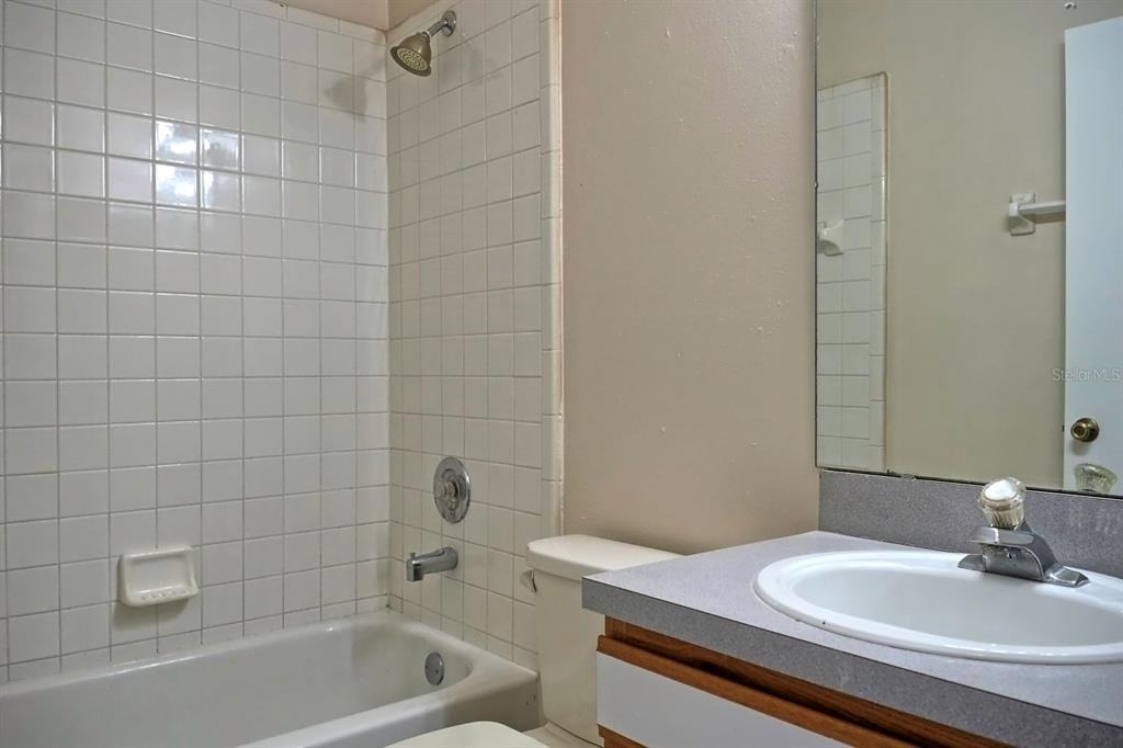 551 Carambola Avenue - Photo 5
