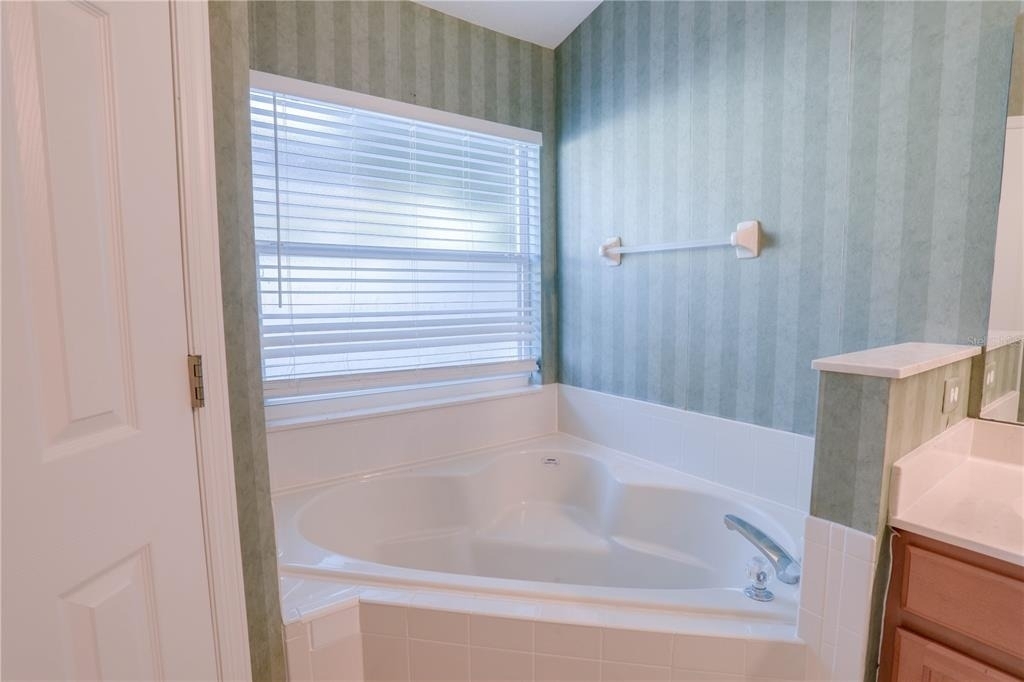 9983 Brodbeck Boulevard - Photo 22
