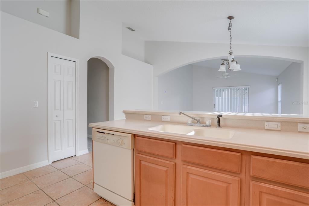 9983 Brodbeck Boulevard - Photo 13