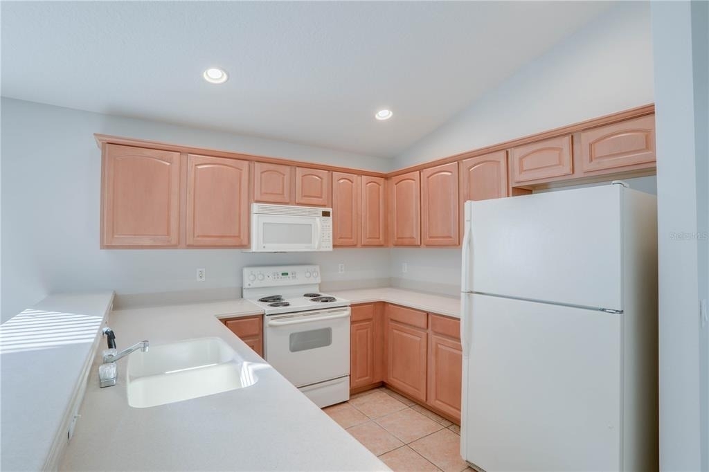 9983 Brodbeck Boulevard - Photo 10