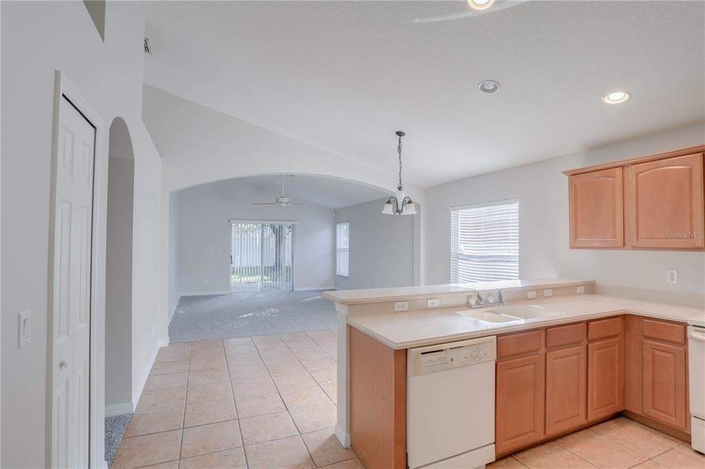 9983 Brodbeck Boulevard - Photo 9