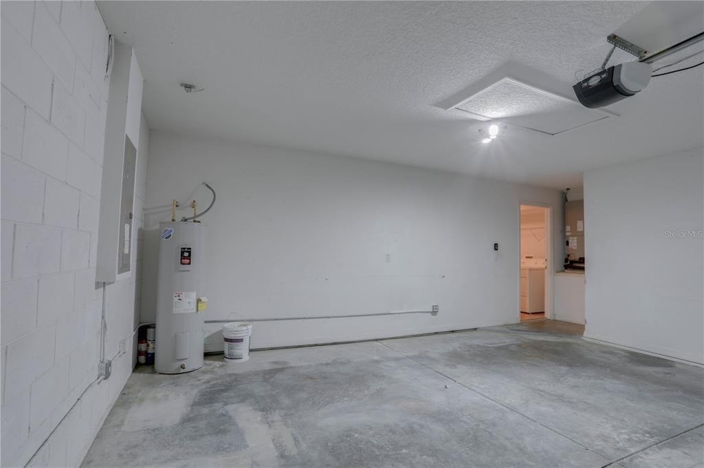 9983 Brodbeck Boulevard - Photo 36
