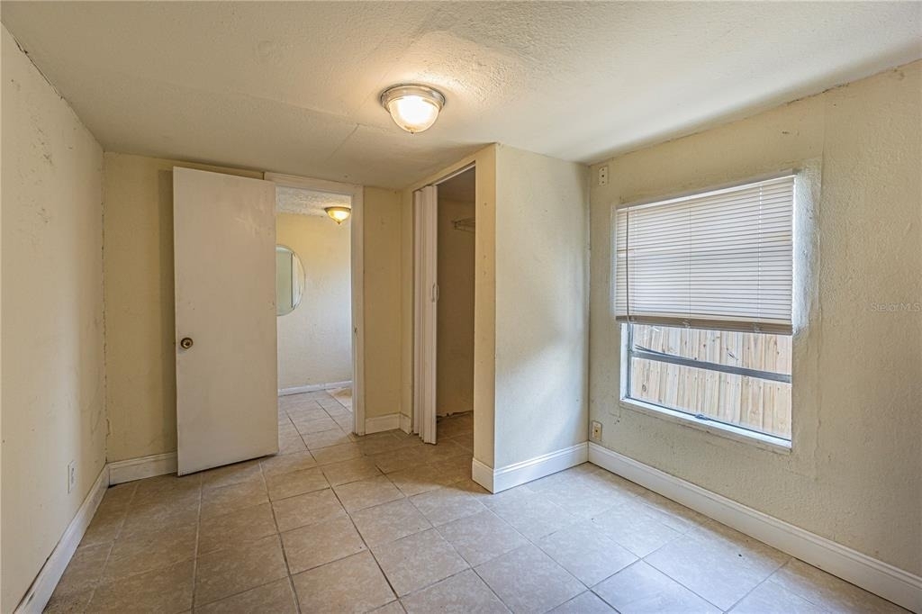 113 W Hanlon Street - Photo 5