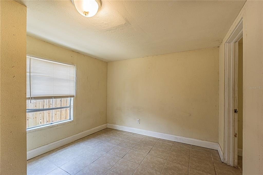 113 W Hanlon Street - Photo 7