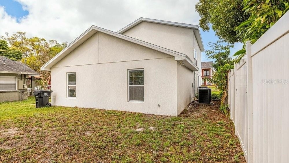1414 E Harding Street - Photo 43