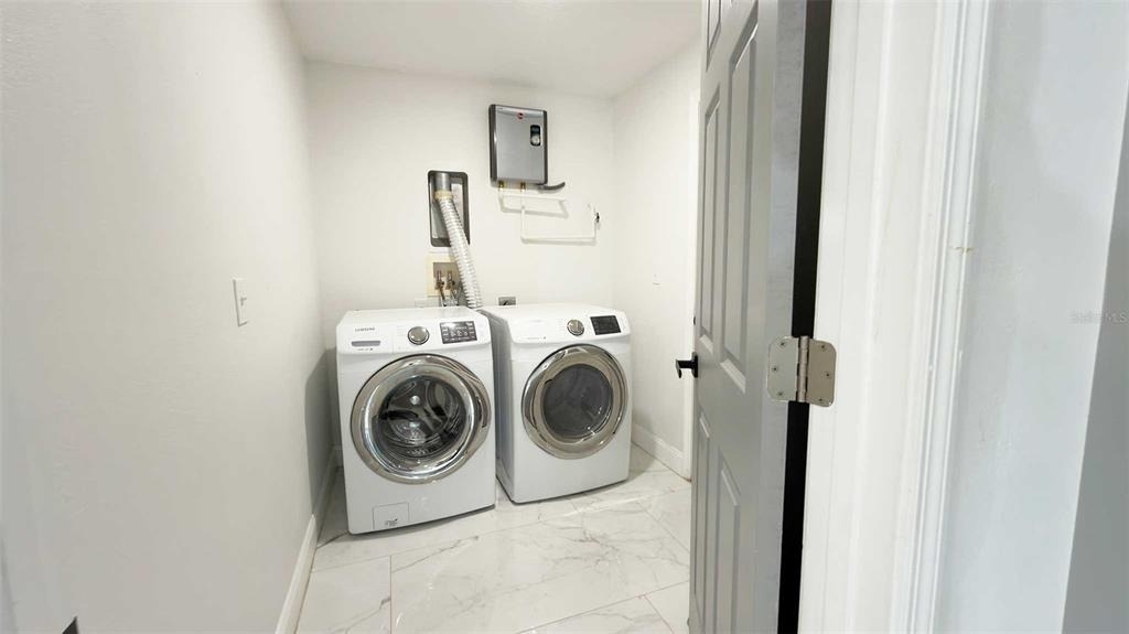 1414 E Harding Street - Photo 12