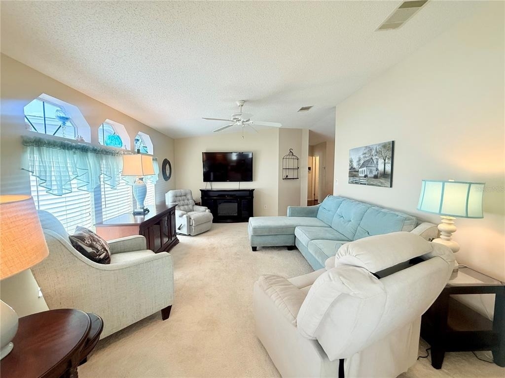 8713 E 28th Avenue - Photo 4