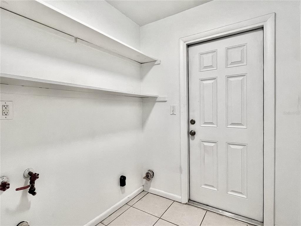 1607 Baltimore Avenue - Photo 11