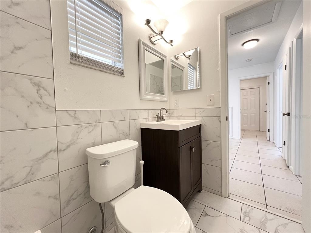 1607 Baltimore Avenue - Photo 8