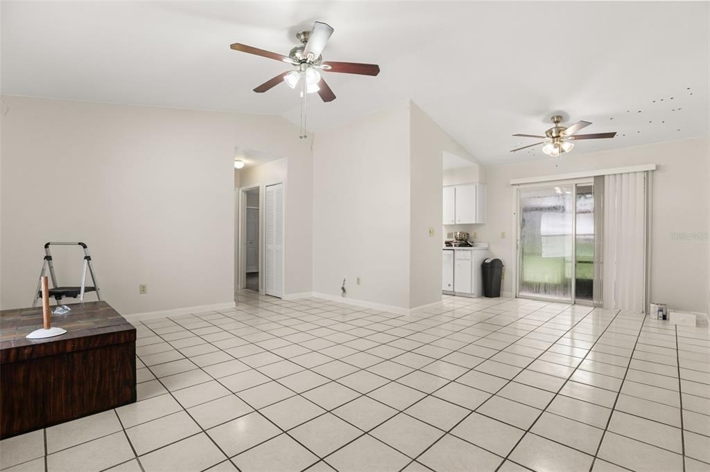 747 Monroe Harbor Place - Photo 3