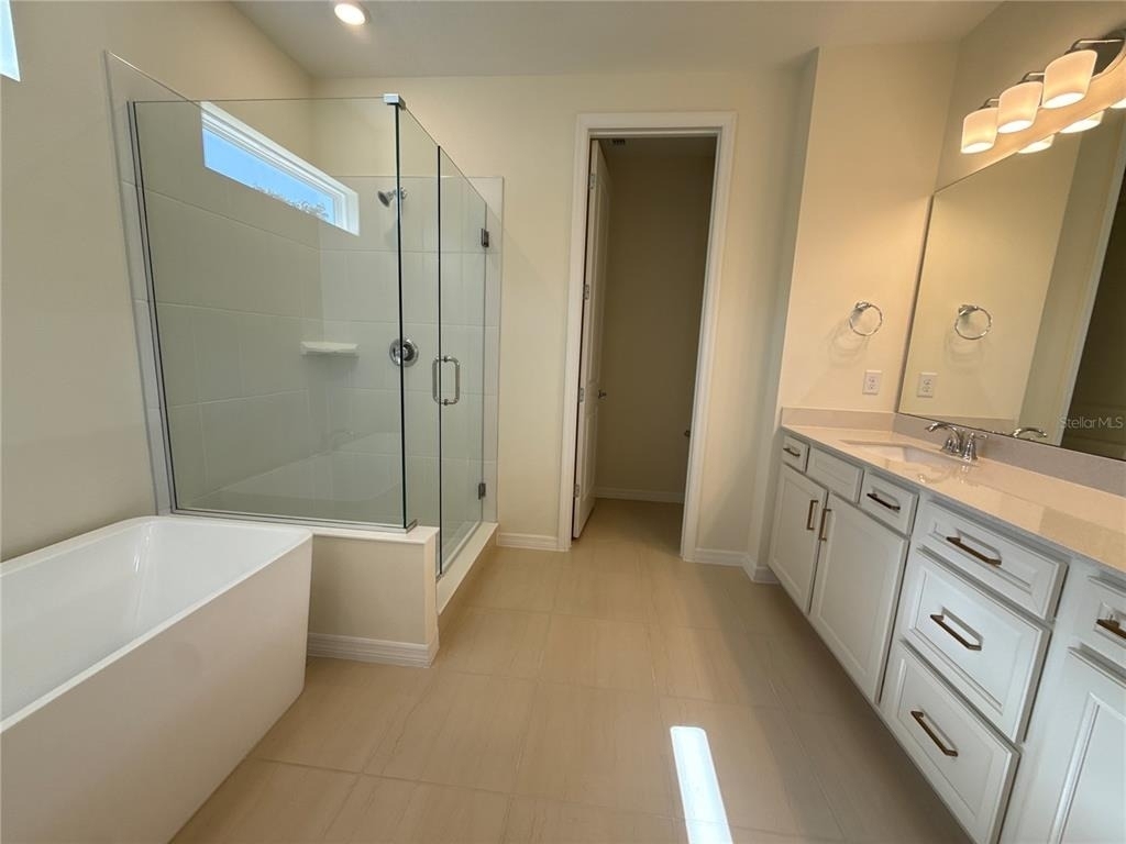 16645 Lone Oak Circle - Photo 28