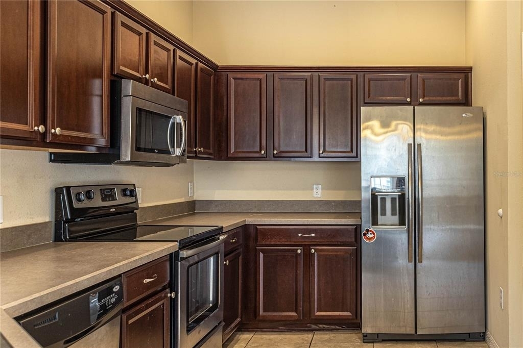 6438 S Goldenrod Road - Photo 10