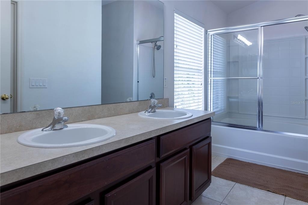 6438 S Goldenrod Road - Photo 17