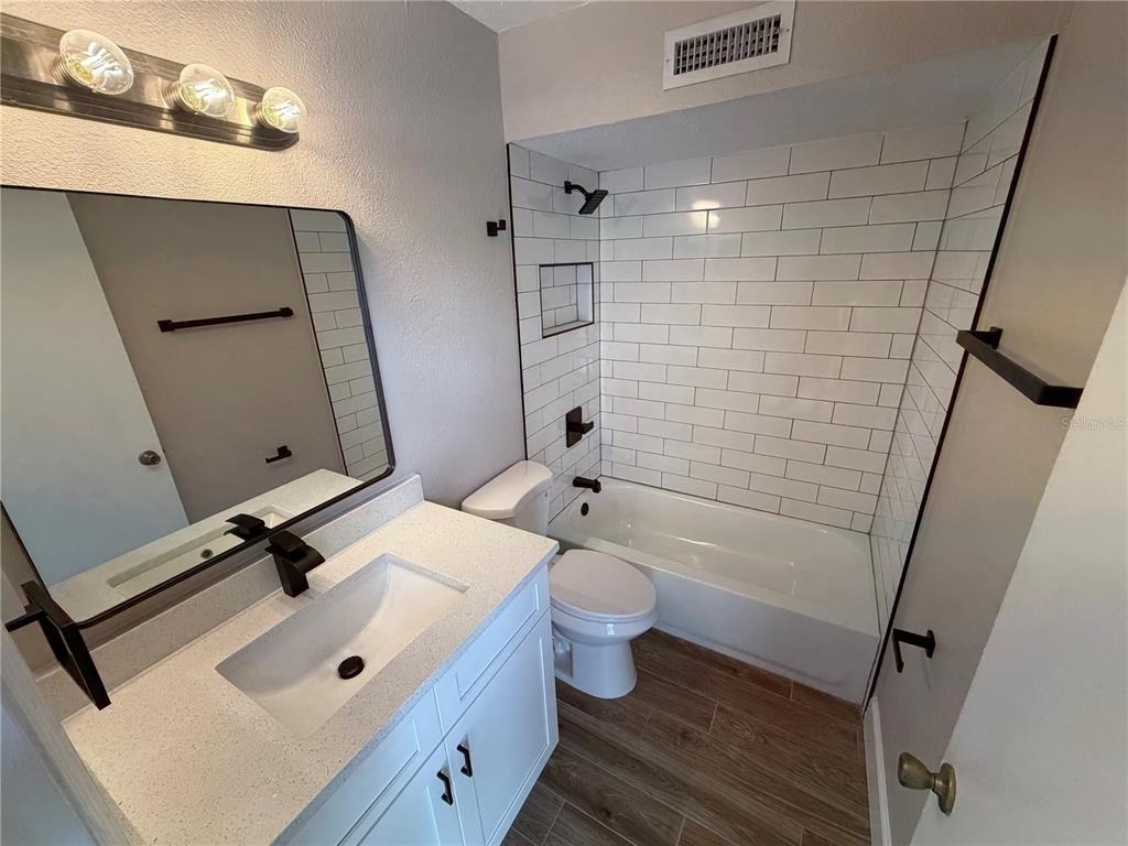 345 Wymore Road - Photo 11