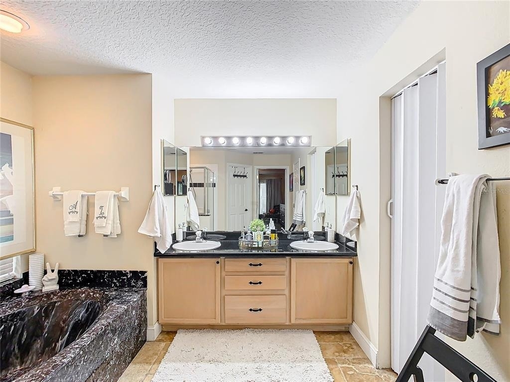 6602 Imperial Oak Lane - Photo 53